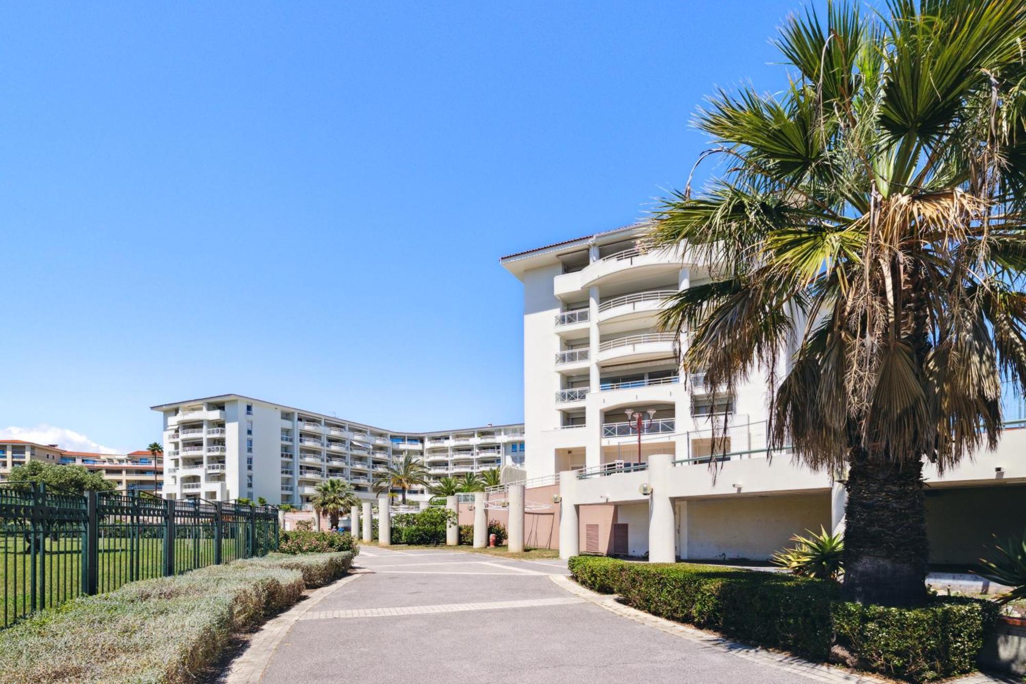 אנטיב Duplex Villa Les Pins 89M2 Et Terrasse 30M2 מראה חיצוני תמונה